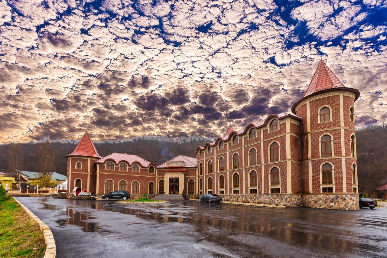 Chateau Qusar Esterno foto